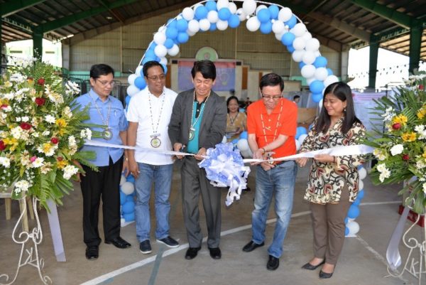 (From Left to Right) Dr. Ricmar P. Aquino, Engr. Sancho A. Mabborang, Engr. Edgar I. Garcia, Mr. Popoy Pagayon, and Dr. Precila De Lima leads the ceremonial ribbon cutting of the Regional Invention Contest and Exhibits (RICE)