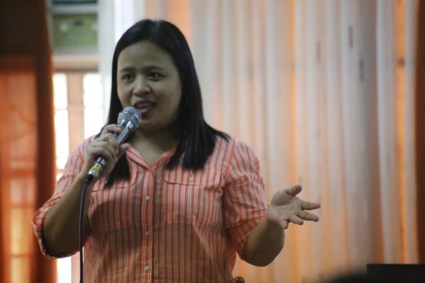 Ms. Aileen C. Gonzales, SRS-II of DOST Region 2, discusses the hazards that can contaminate the food prepared by restaurants or food stores